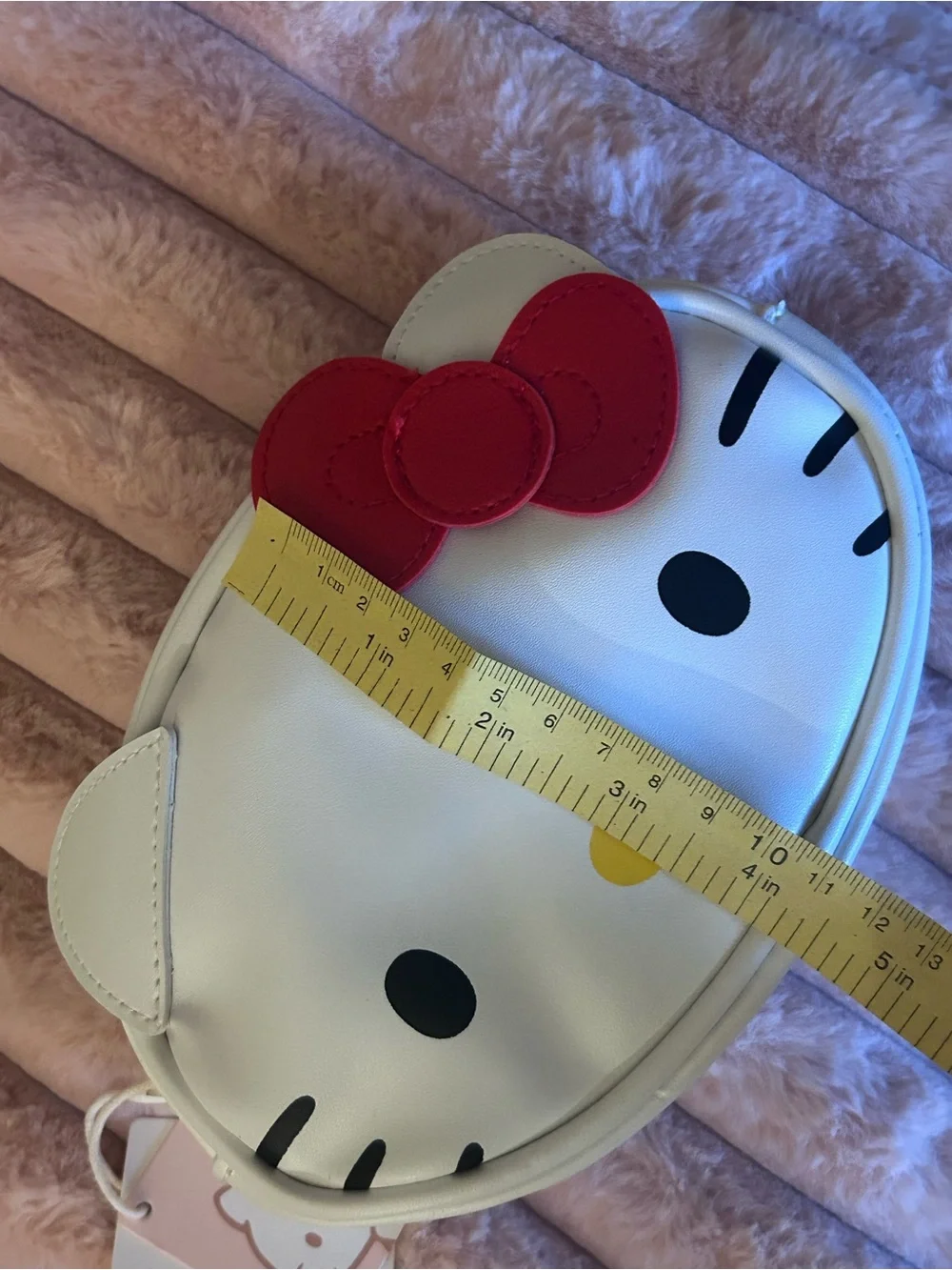 Hello Kitty White belt Bag with Red Bow